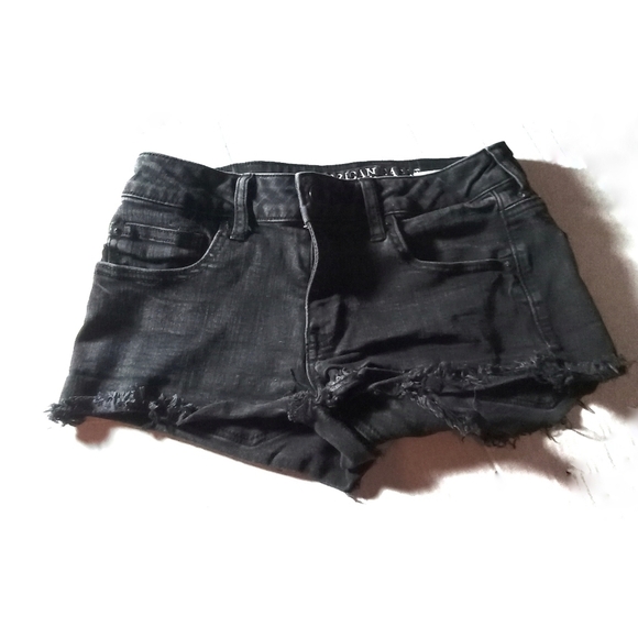 AEO Black Shorts - Picture 1 of 6
